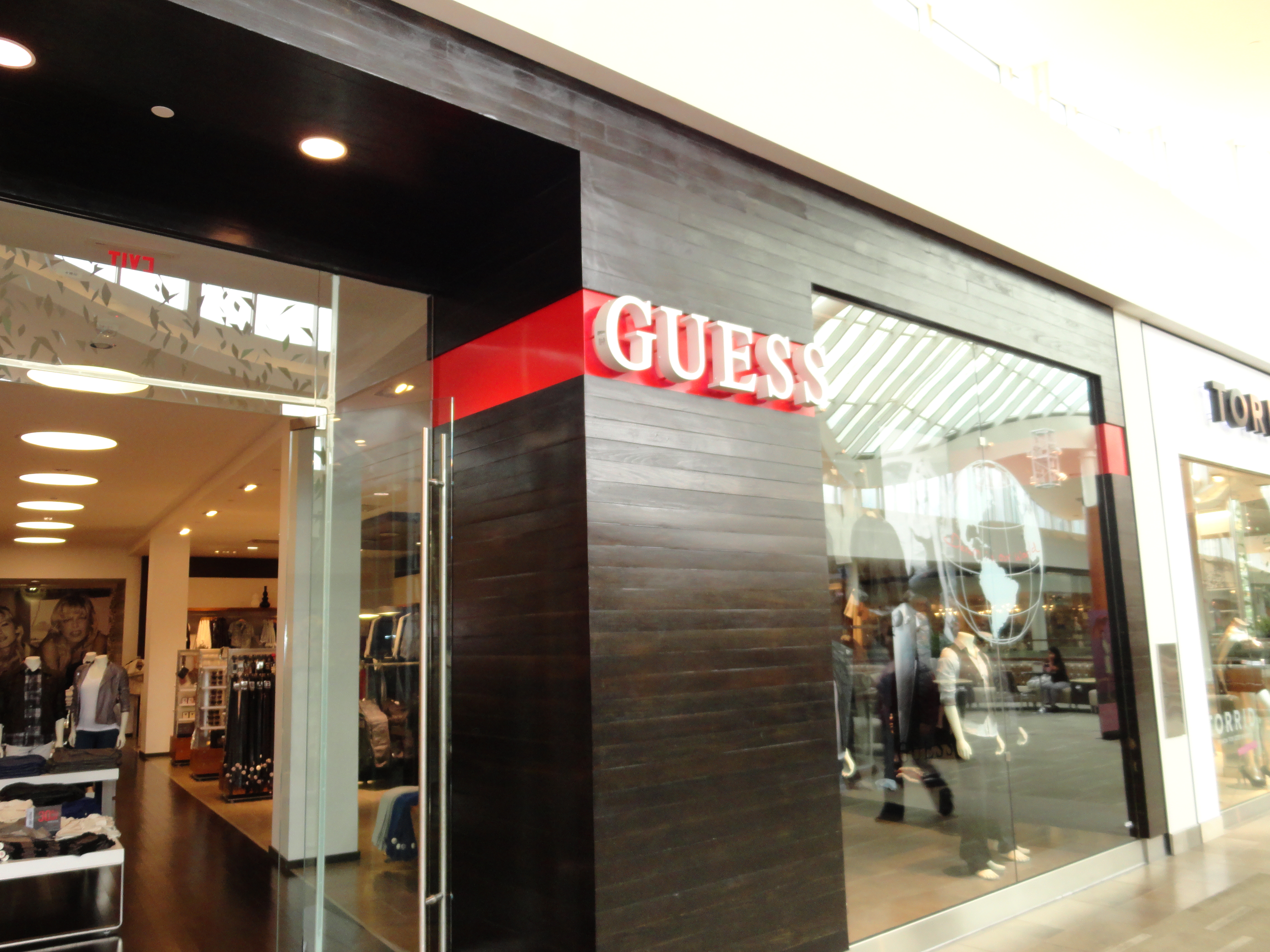 Trend Spotting at Guess | Natick Mall Guru